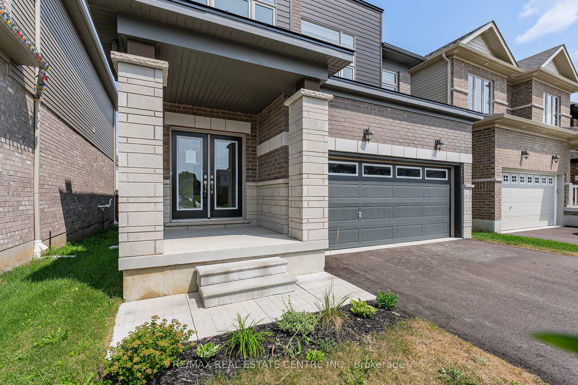 Photo 4 of 14 Heming Street, Brant, Paris — HOMEH