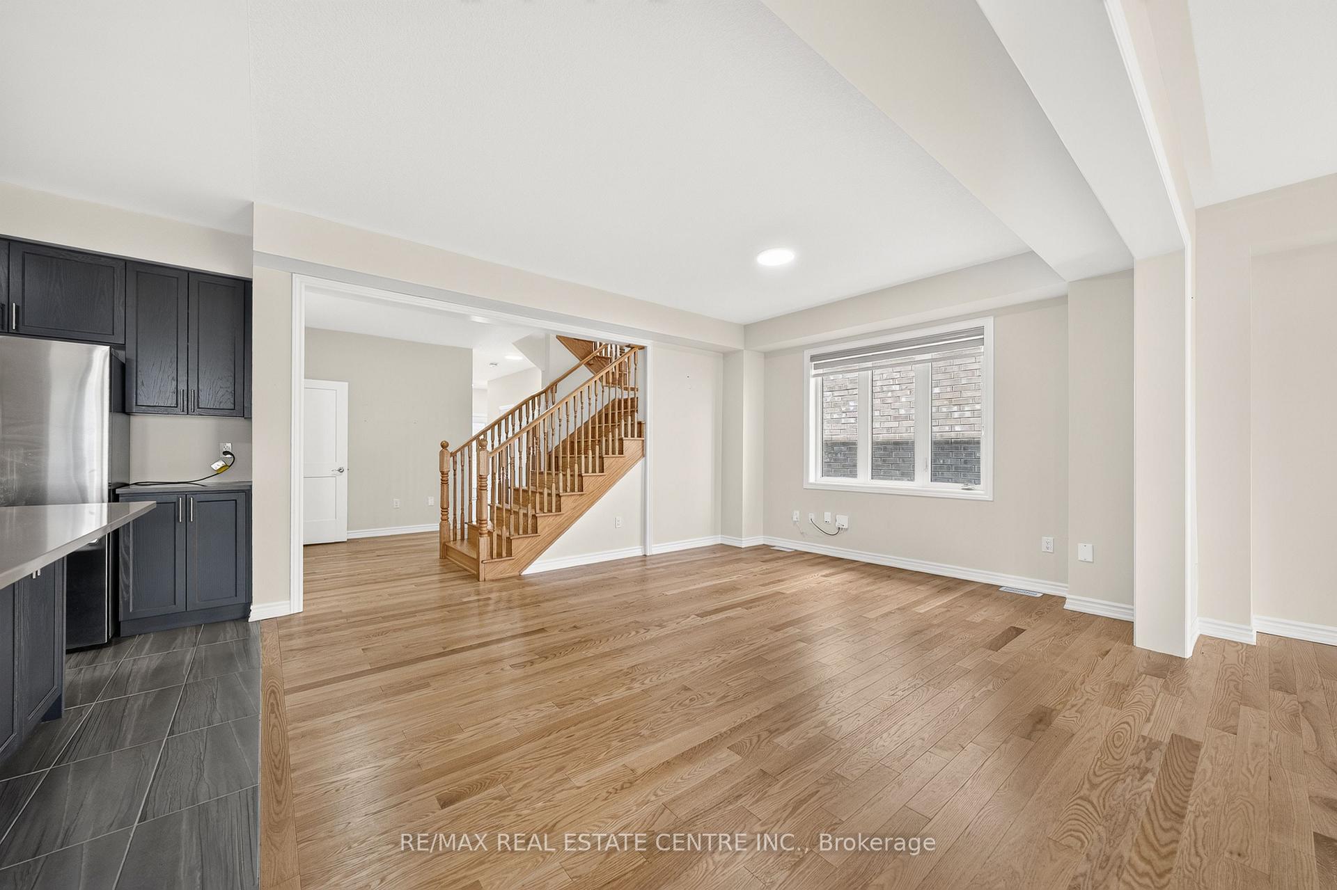 Photo 12 of 14 Heming Street, Brant, Paris — HOMEH