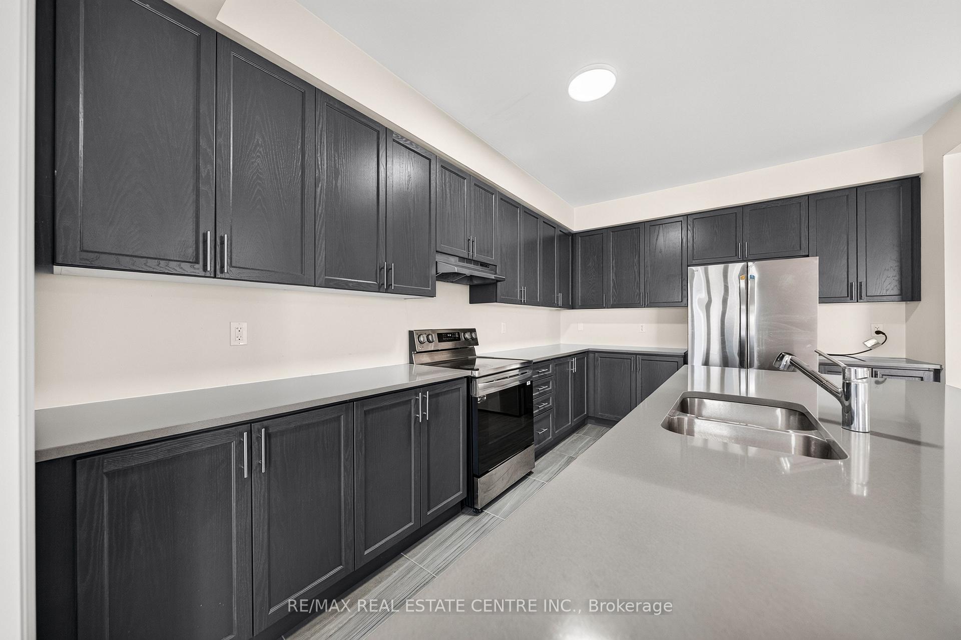 Photo 15 of 14 Heming Street, Brant, Paris — HOMEH