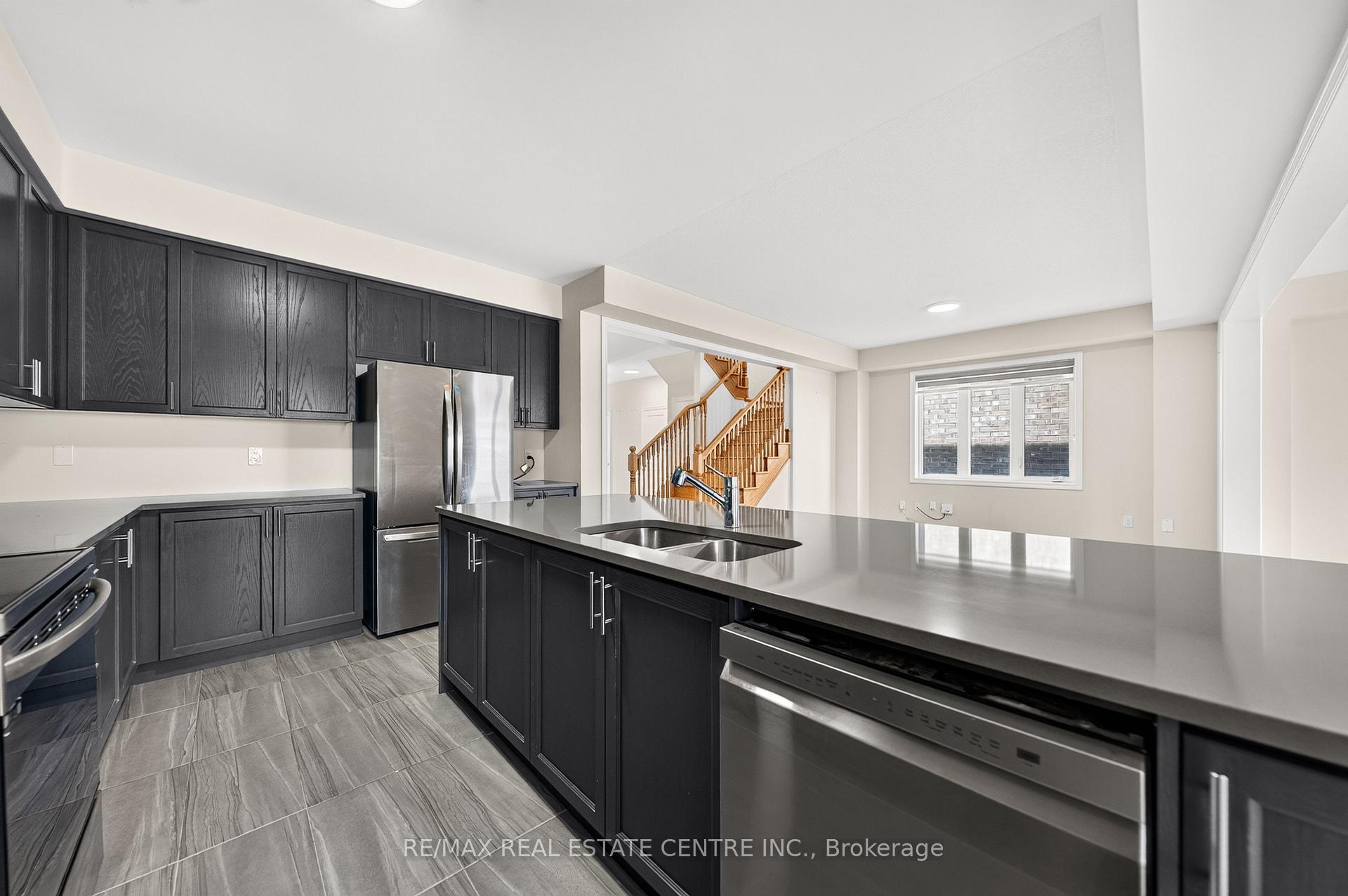 Photo 16 of 14 Heming Street, Brant, Paris — HOMEH