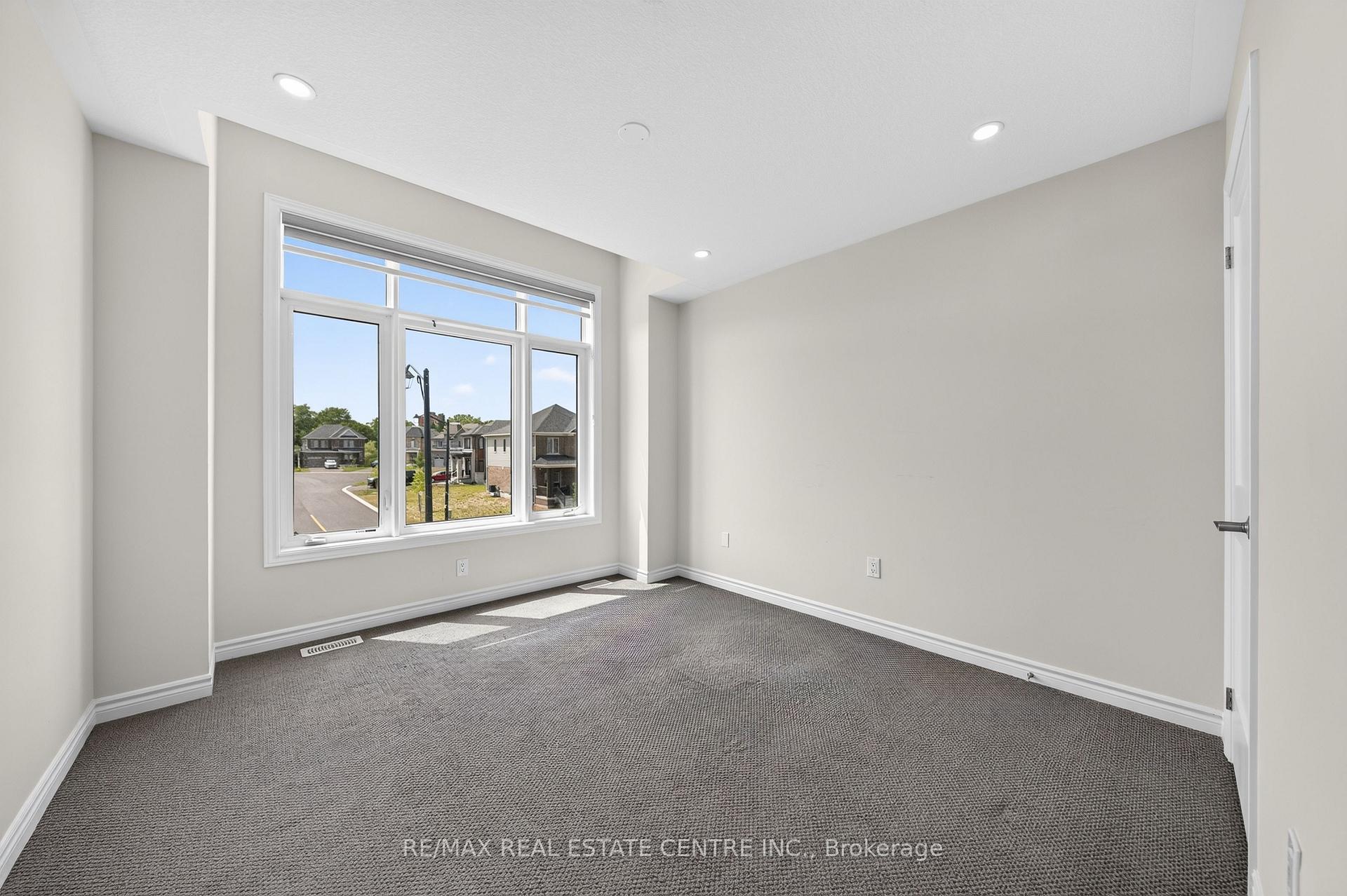 Photo 25 of 14 Heming Street, Brant, Paris — HOMEH