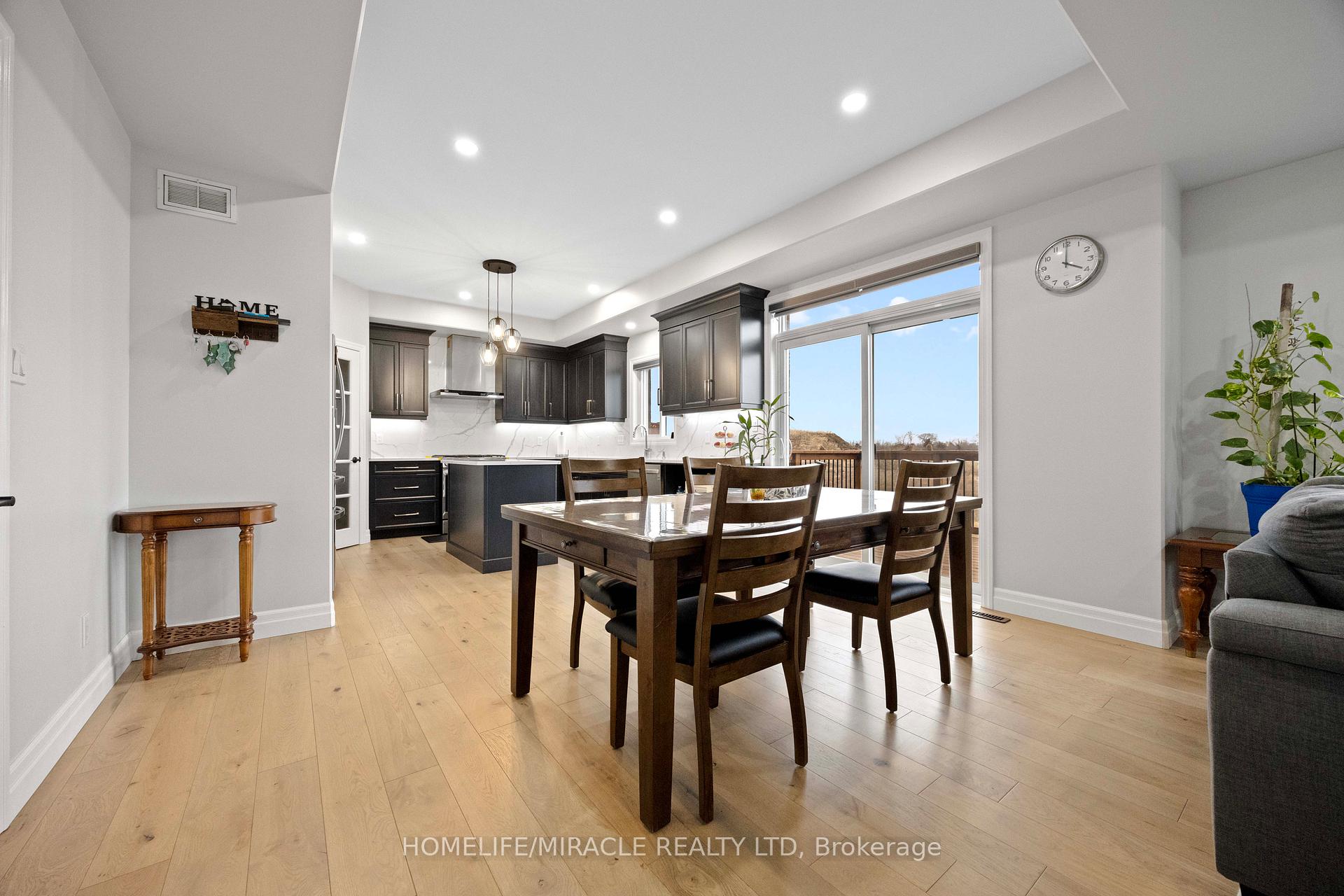 Photo 14 of 61 Raycroft Drive, Belleville, Thurlow Ward — HOMEH