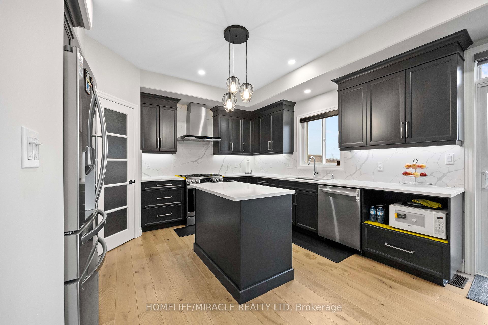 Photo 18 of 61 Raycroft Drive, Belleville, Thurlow Ward — HOMEH