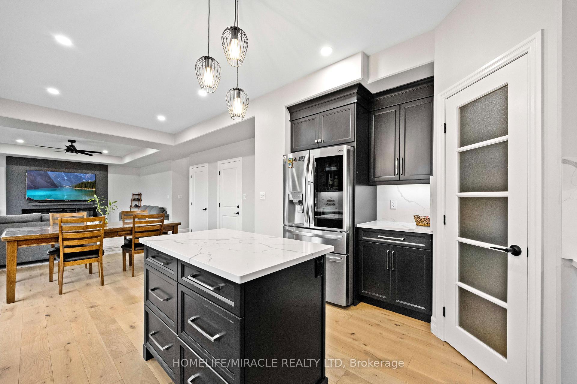 Photo 20 of 61 Raycroft Drive, Belleville, Thurlow Ward — HOMEH