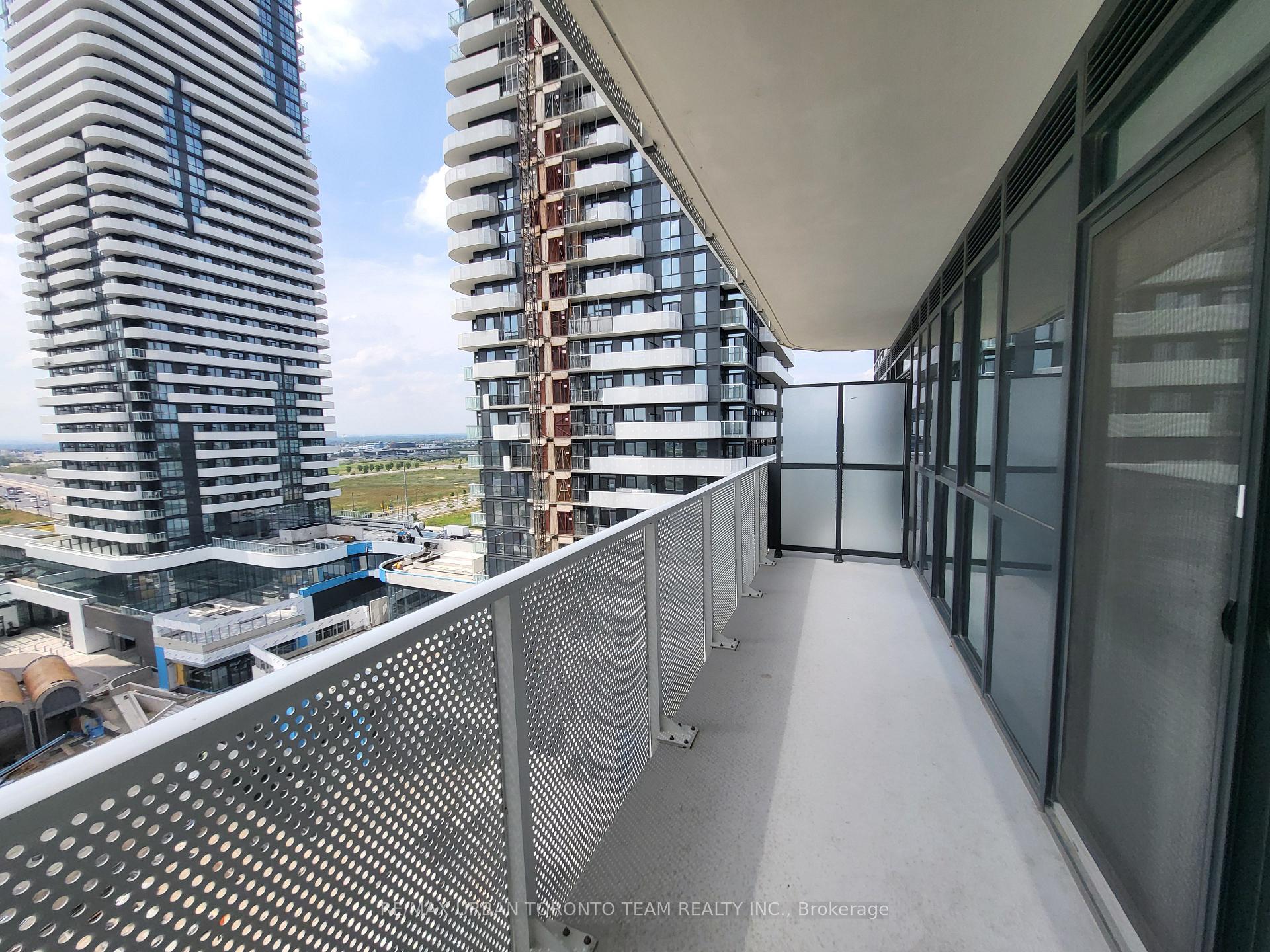Photo 13 of Unit 1202, 28 Interchange Way, Vaughan, Vaughan Corporate Centre — HOMEH