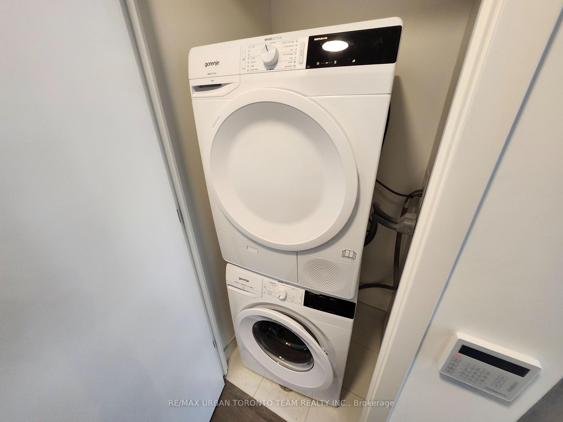 Photo 18 of Unit 1202, 28 Interchange Way, Vaughan, Vaughan Corporate Centre — HOMEH