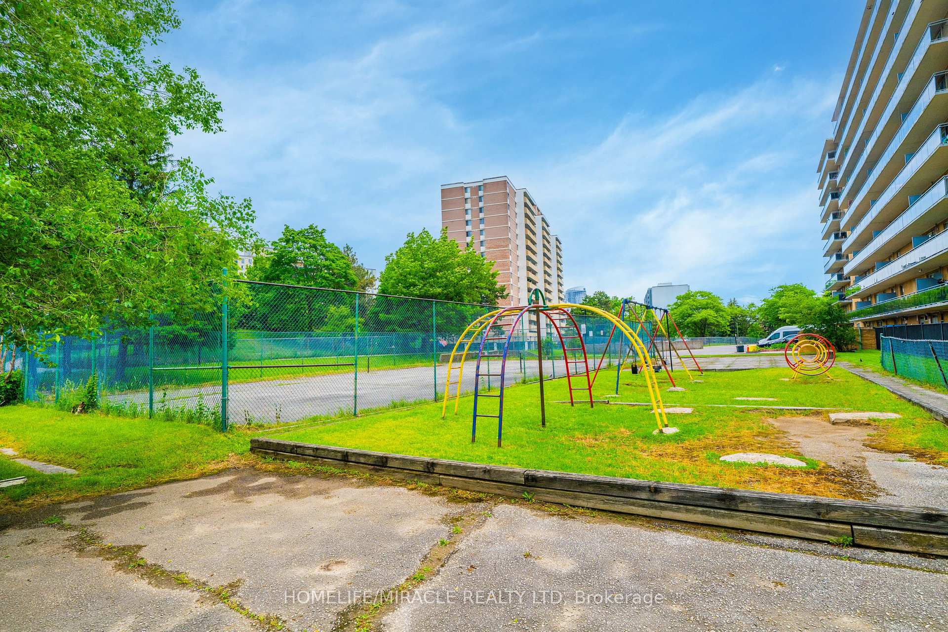 Photo 32 of Unit 707, 100 Dundalk Drive, Scarborough, Dorset Park — HOMEH