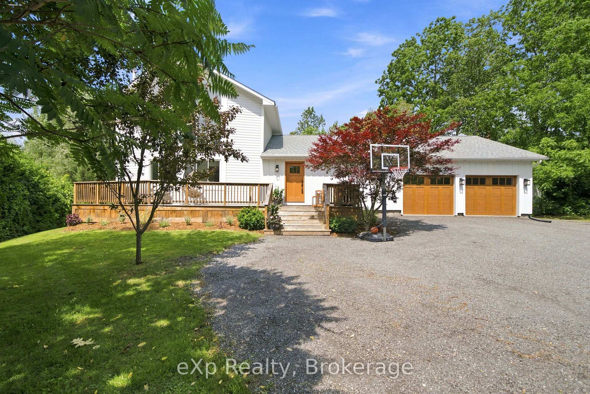 Photo 2 of 7690 Bickle Hill Road, Hamilton Township, Rural Hamilton — HOMEH