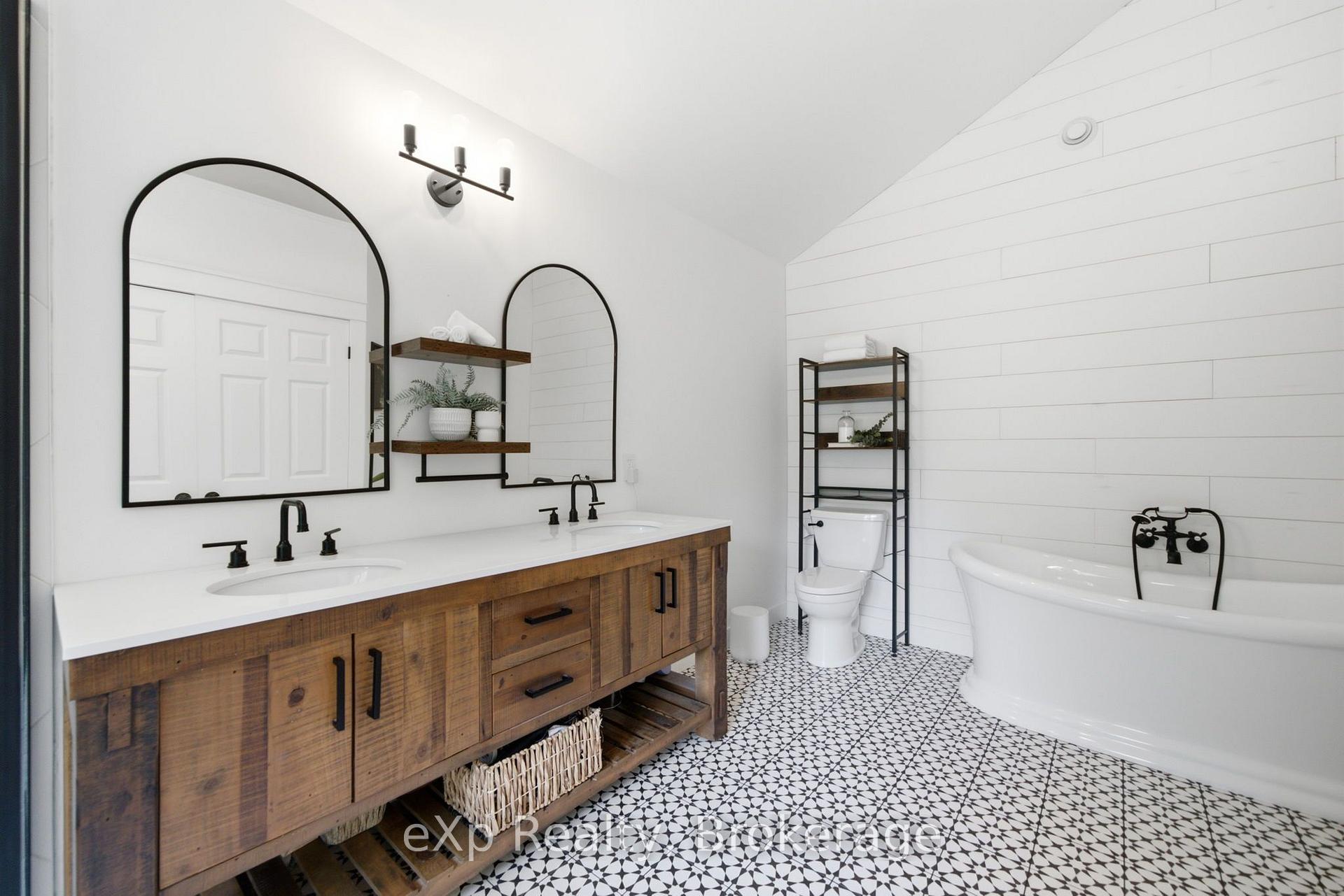 Photo 22 of 7690 Bickle Hill Road, Hamilton Township, Rural Hamilton — HOMEH