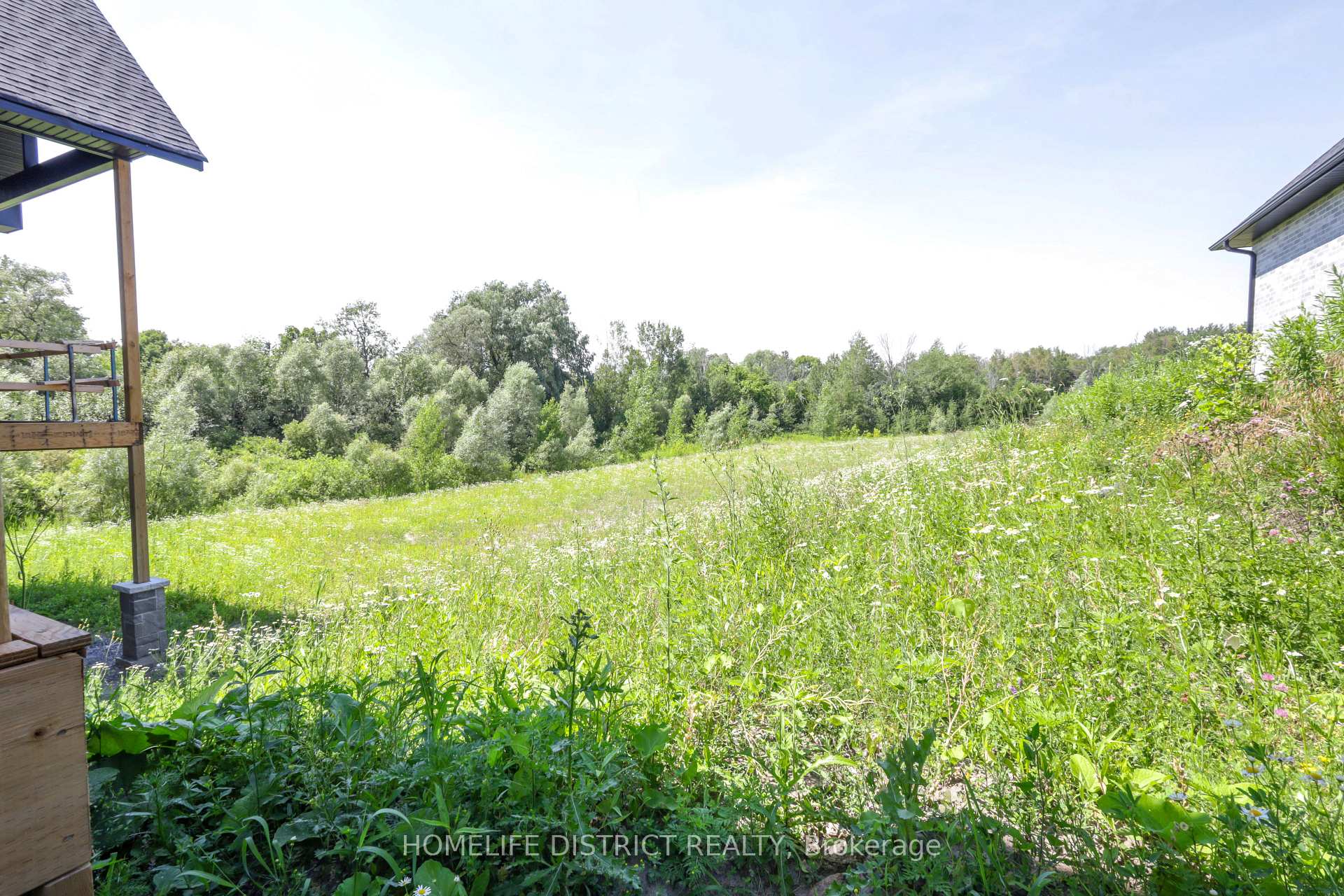 Photo 24 of 32 Ormiston Street, Clarington, Rural Clarington — HOMEH