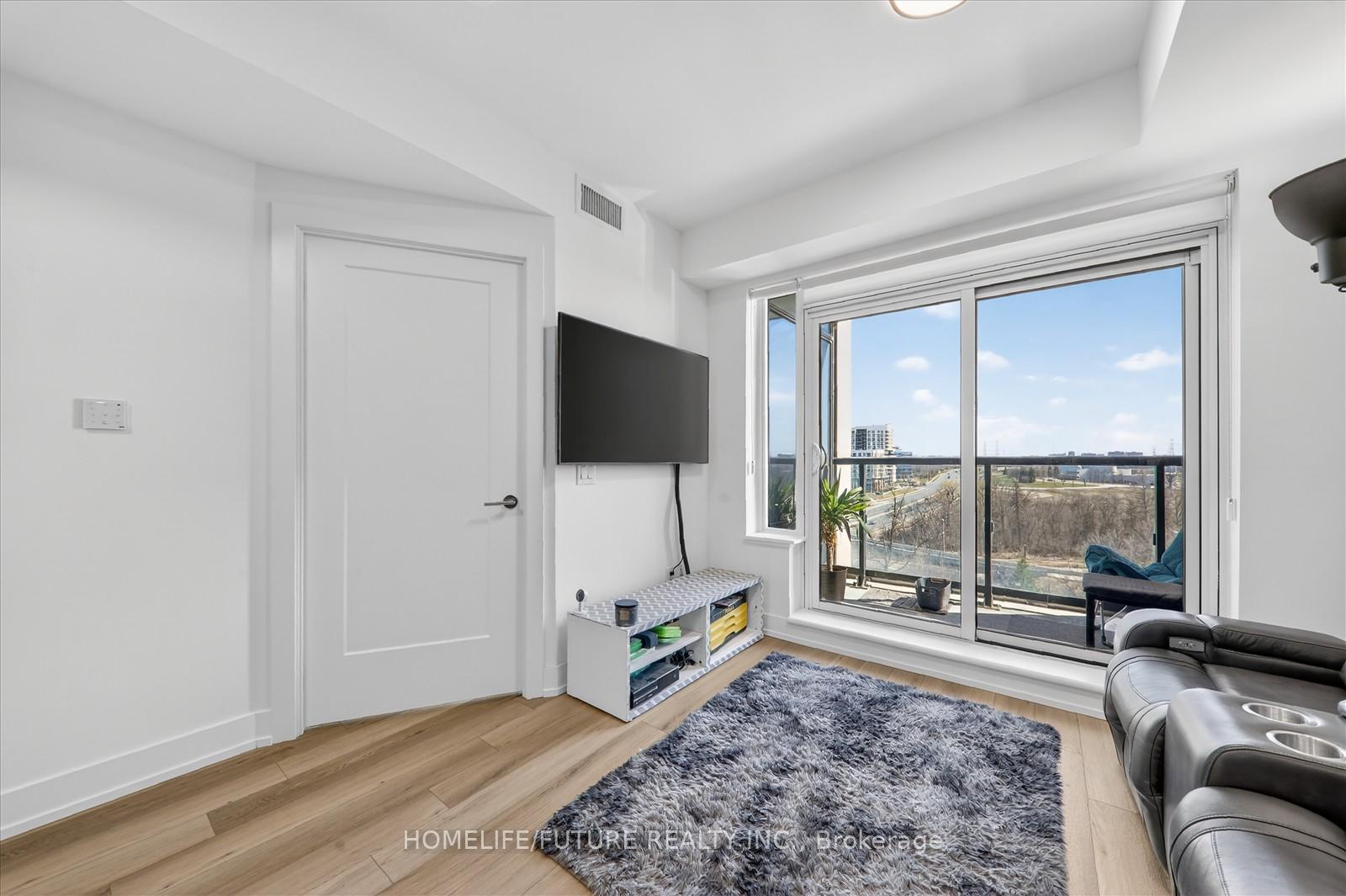 Photo 11 of Unit 1017, 8 Cedarland Drive, Markham, Unionville — HOMEH