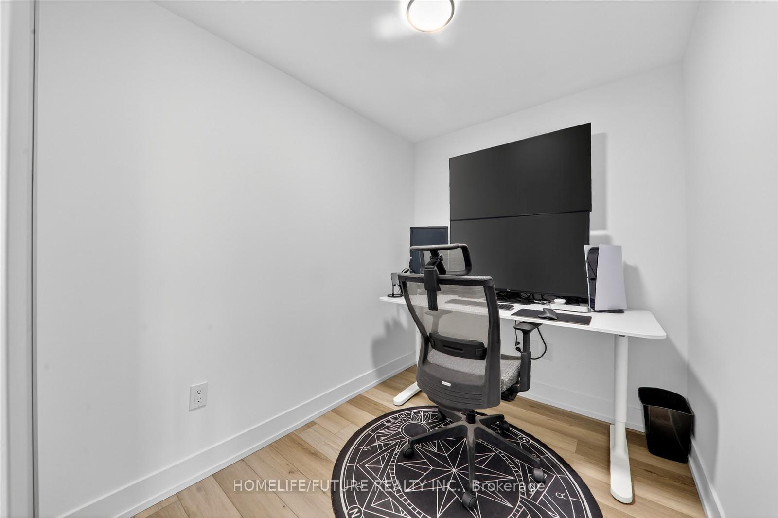 Photo 13 of Unit 1017, 8 Cedarland Drive, Markham, Unionville — HOMEH