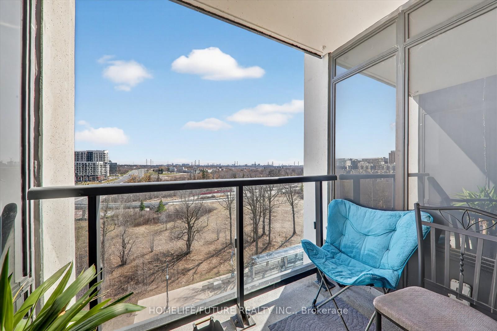 Photo 16 of Unit 1017, 8 Cedarland Drive, Markham, Unionville — HOMEH