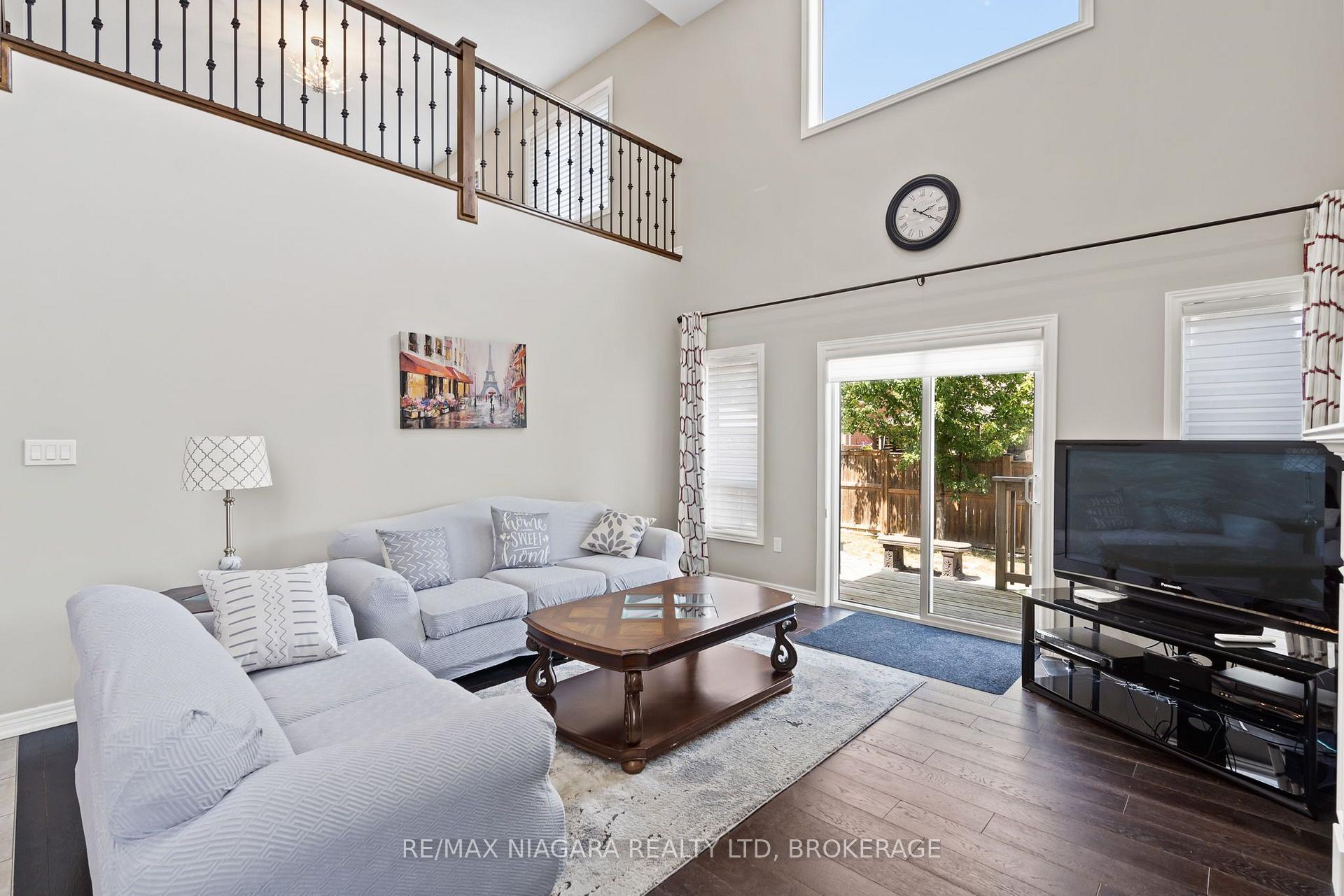 Photo 14 of 4385 Cinnamon Grove, Niagara Falls, Lyons Creek — HOMEH