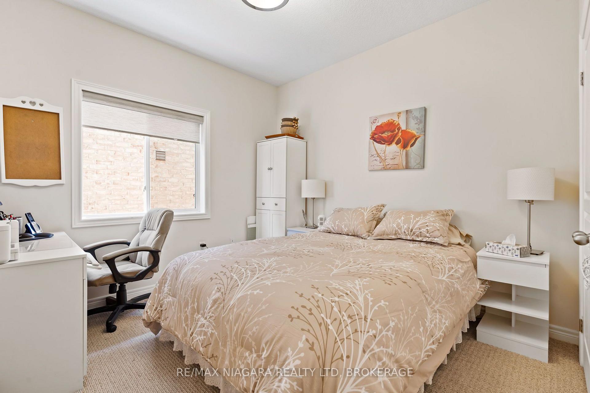 Photo 20 of 4385 Cinnamon Grove, Niagara Falls, Lyons Creek — HOMEH
