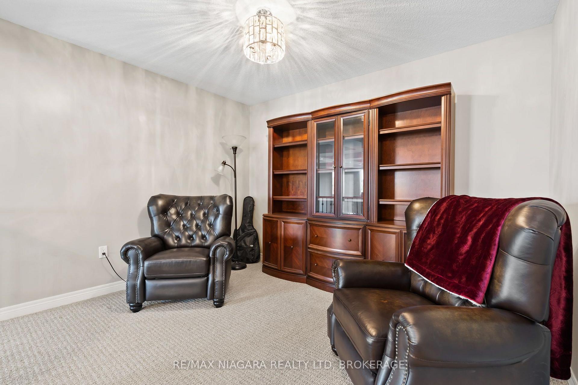 Photo 24 of 4385 Cinnamon Grove, Niagara Falls, Lyons Creek — HOMEH