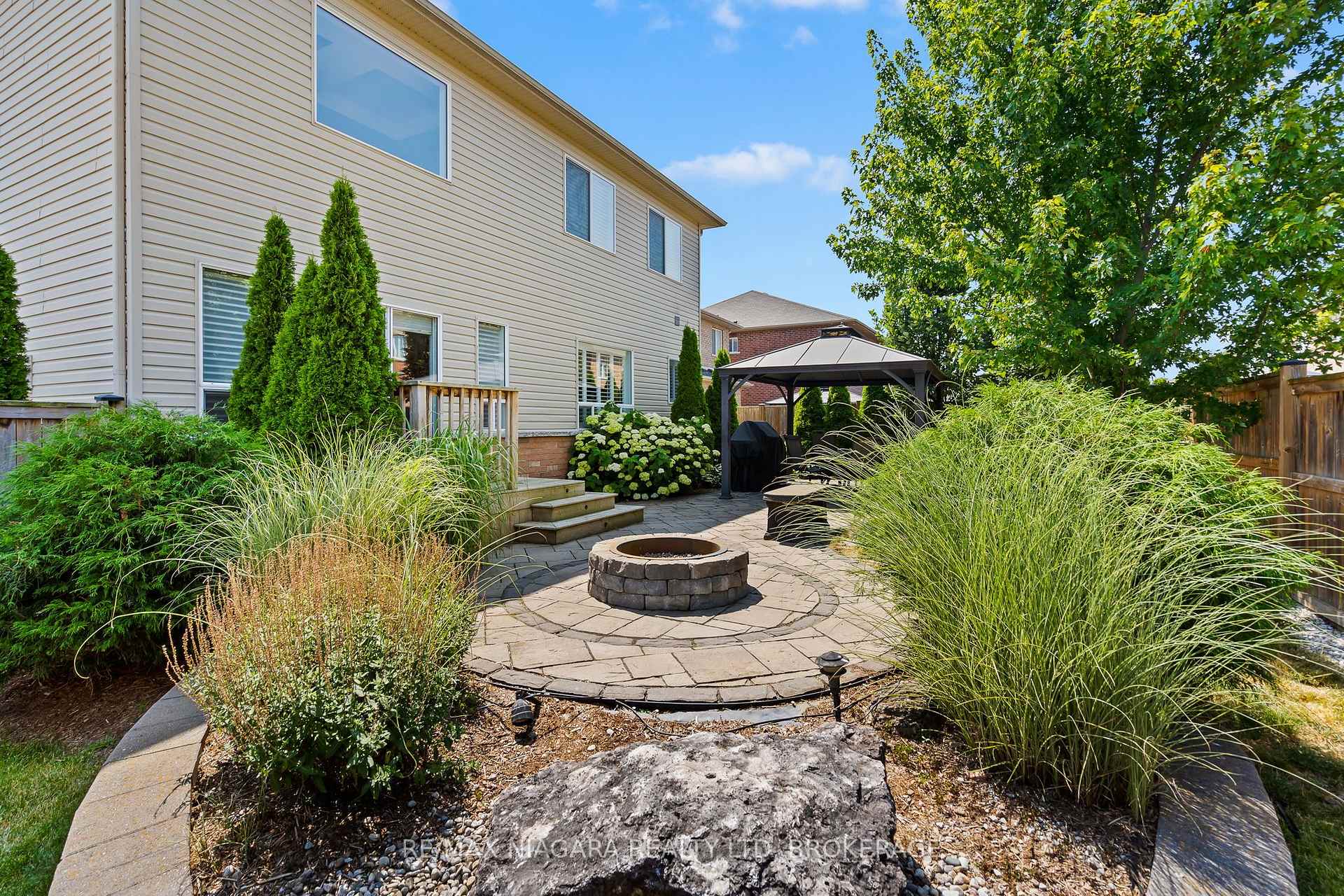 Photo 34 of 4385 Cinnamon Grove, Niagara Falls, Lyons Creek — HOMEH