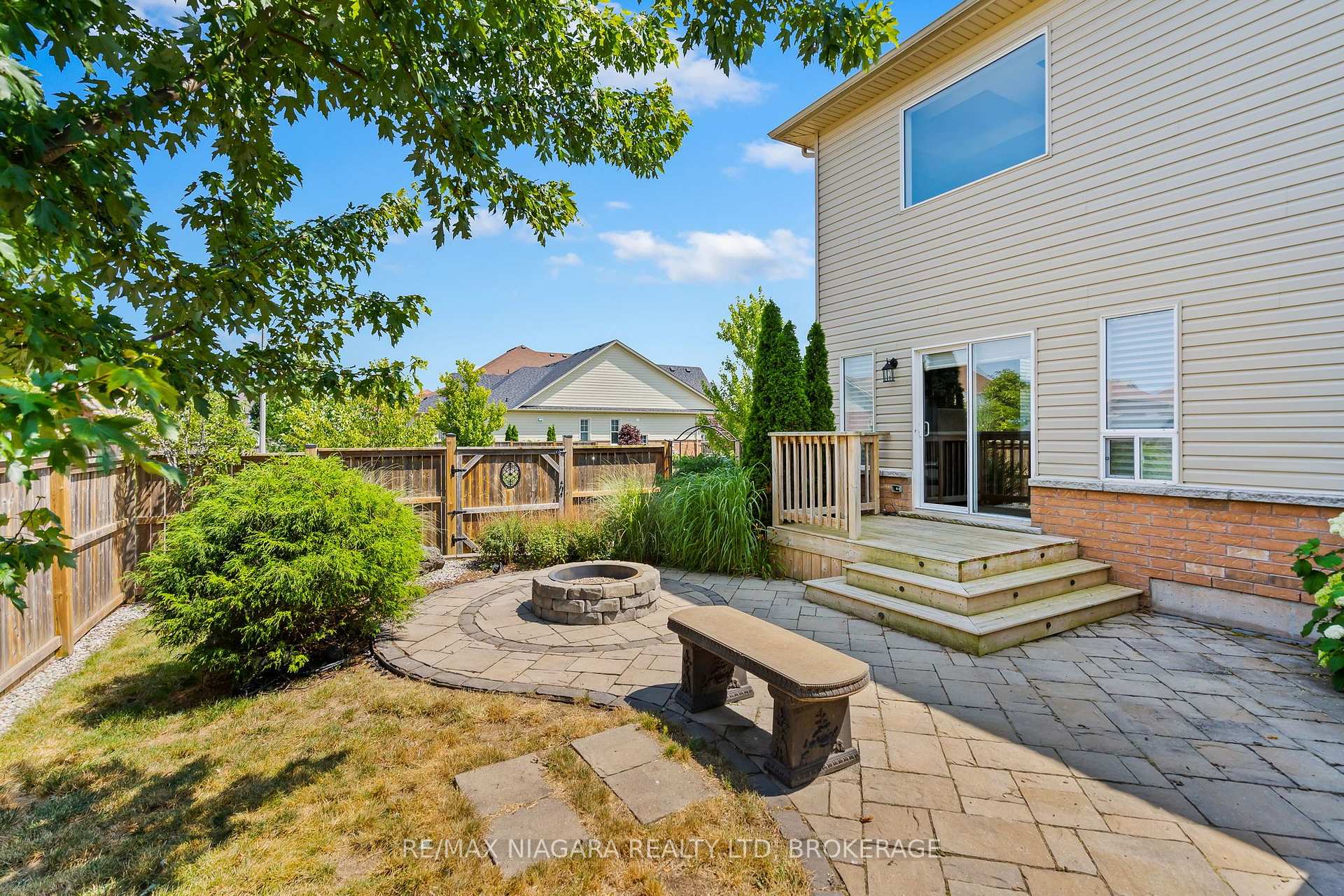 Photo 35 of 4385 Cinnamon Grove, Niagara Falls, Lyons Creek — HOMEH