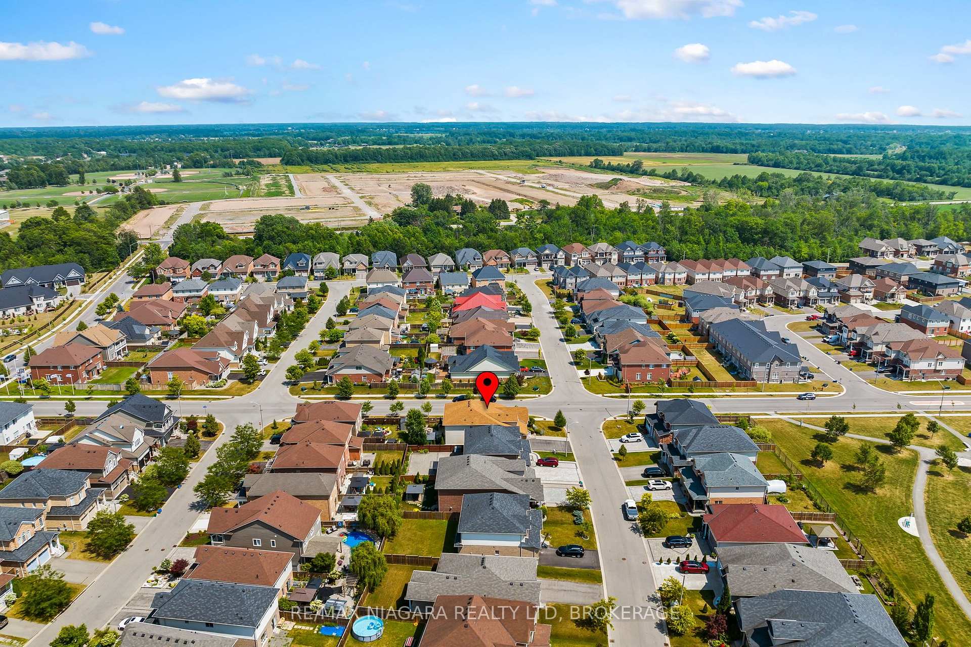 Photo 43 of 4385 Cinnamon Grove, Niagara Falls, Lyons Creek — HOMEH
