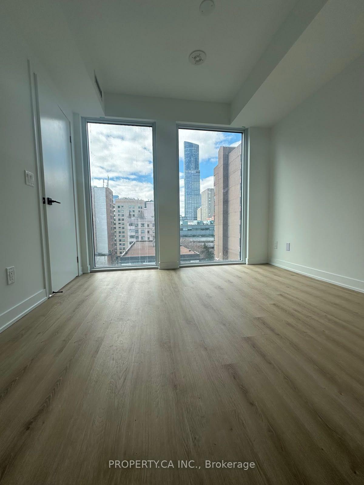 Photo 4 of Unit 702, 319 Jarvis Street, Toronto, Moss Park — HOMEH