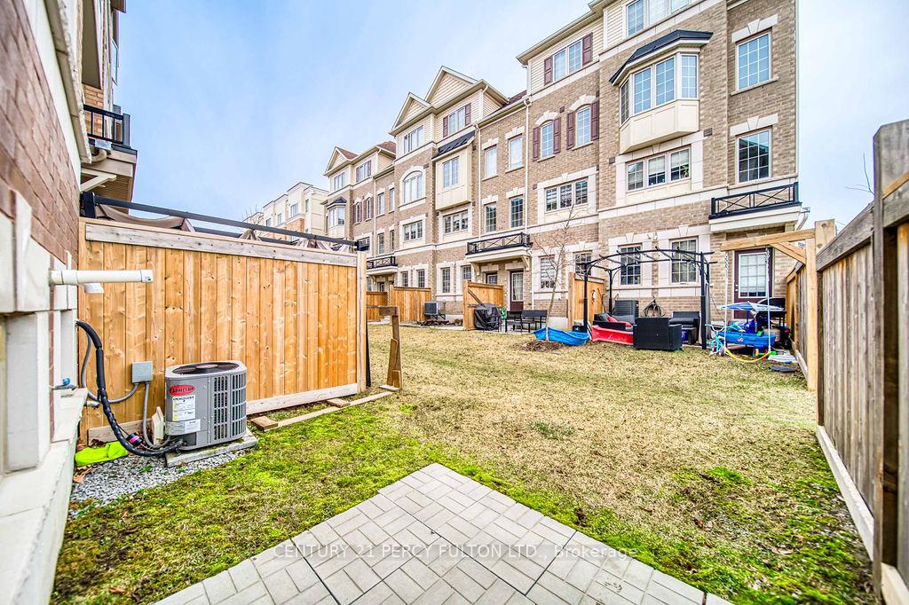 Photo 10 of Unit 125, 80 Sarita Path, Oshawa, Windfields — HOMEH