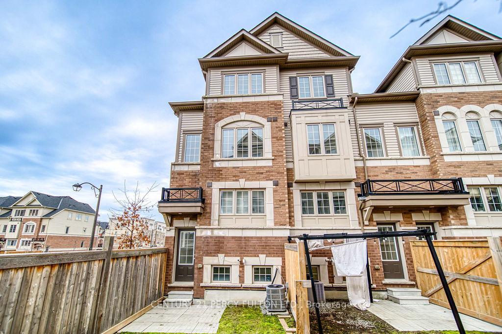 Photo 12 of Unit 125, 80 Sarita Path, Oshawa, Windfields — HOMEH
