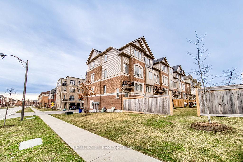 Photo 13 of Unit 125, 80 Sarita Path, Oshawa, Windfields — HOMEH