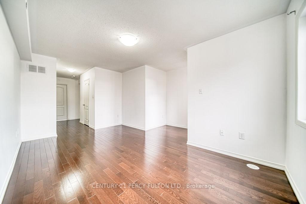 Photo 30 of Unit 125, 80 Sarita Path, Oshawa, Windfields — HOMEH