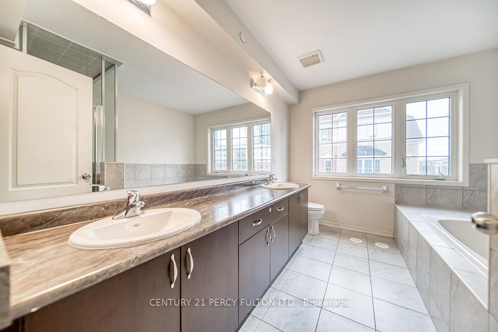 Photo 33 of Unit 125, 80 Sarita Path, Oshawa, Windfields — HOMEH