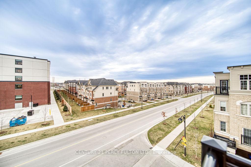 Photo 35 of Unit 125, 80 Sarita Path, Oshawa, Windfields — HOMEH