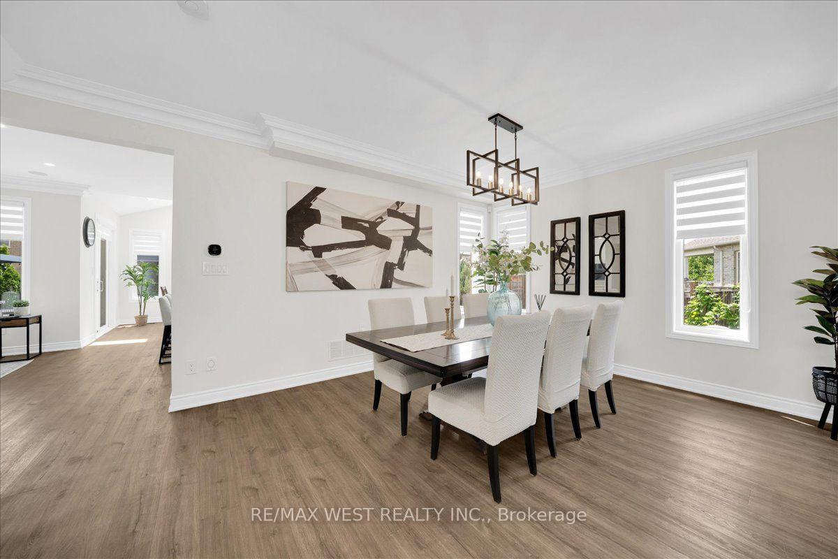 Photo 9 of 38 Shiner Drive, Richmond Hill, Oak Ridges — HOMEH