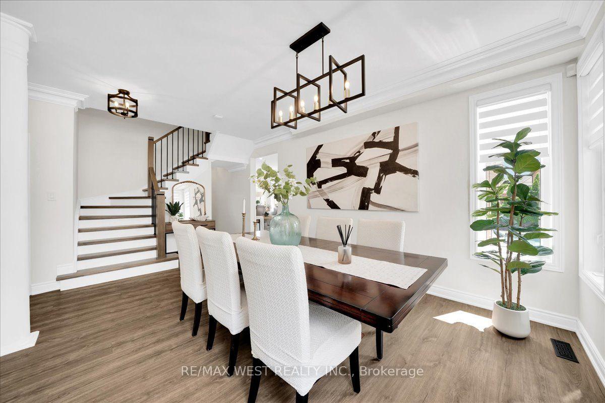 Photo 11 of 38 Shiner Drive, Richmond Hill, Oak Ridges — HOMEH