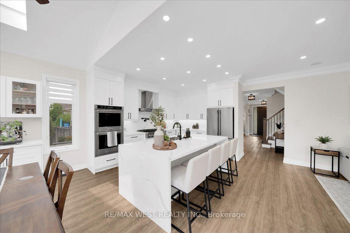 Photo 12 of 38 Shiner Drive, Richmond Hill, Oak Ridges — HOMEH