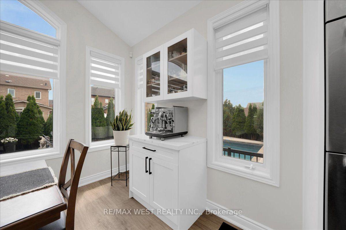 Photo 18 of 38 Shiner Drive, Richmond Hill, Oak Ridges — HOMEH