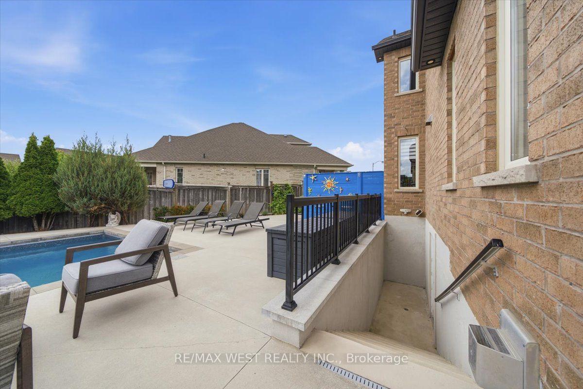 Photo 47 of 38 Shiner Drive, Richmond Hill, Oak Ridges — HOMEH