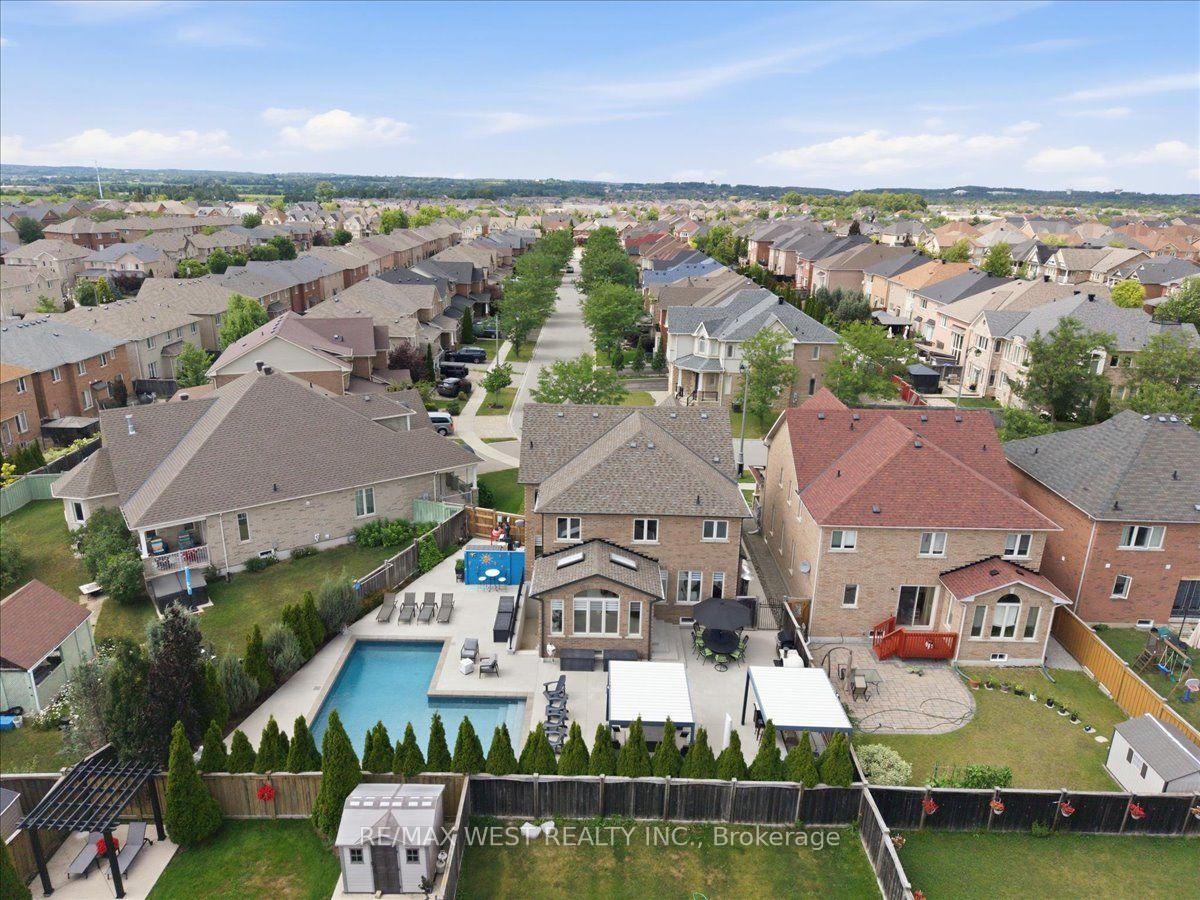 Photo 49 of 38 Shiner Drive, Richmond Hill, Oak Ridges — HOMEH