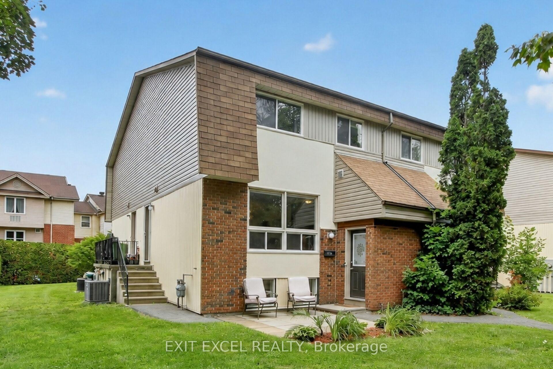 Photo 2 of 34A Forester Crescent, Ottawa, Westcliffe Estates — HOMEH