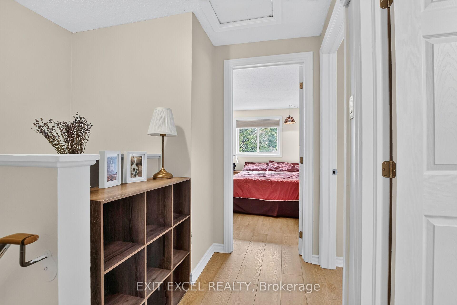 Photo 11 of 34A Forester Crescent, Ottawa, Westcliffe Estates — HOMEH