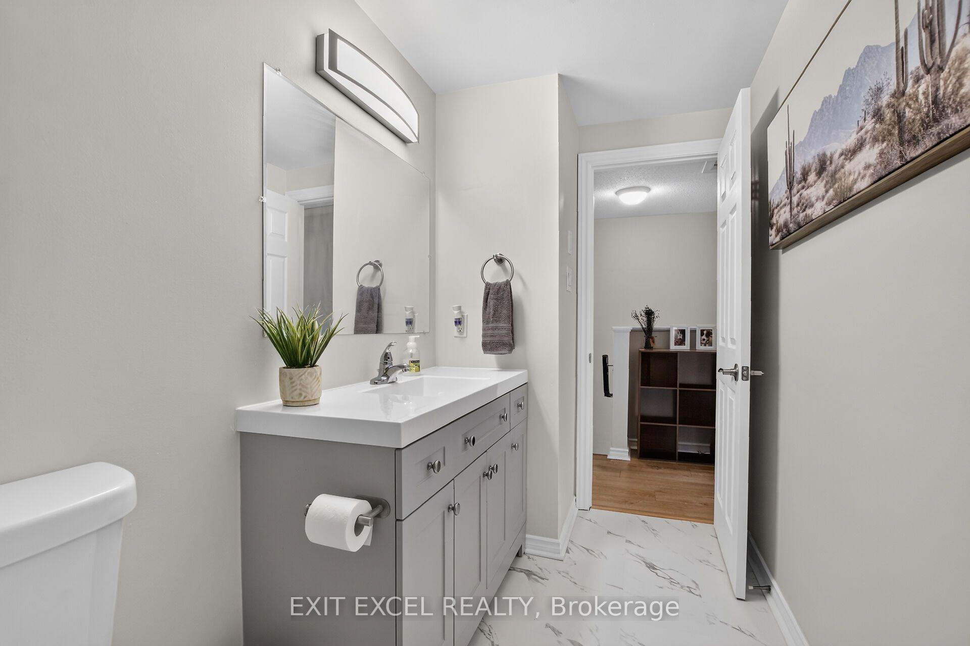 Photo 17 of 34A Forester Crescent, Ottawa, Westcliffe Estates — HOMEH