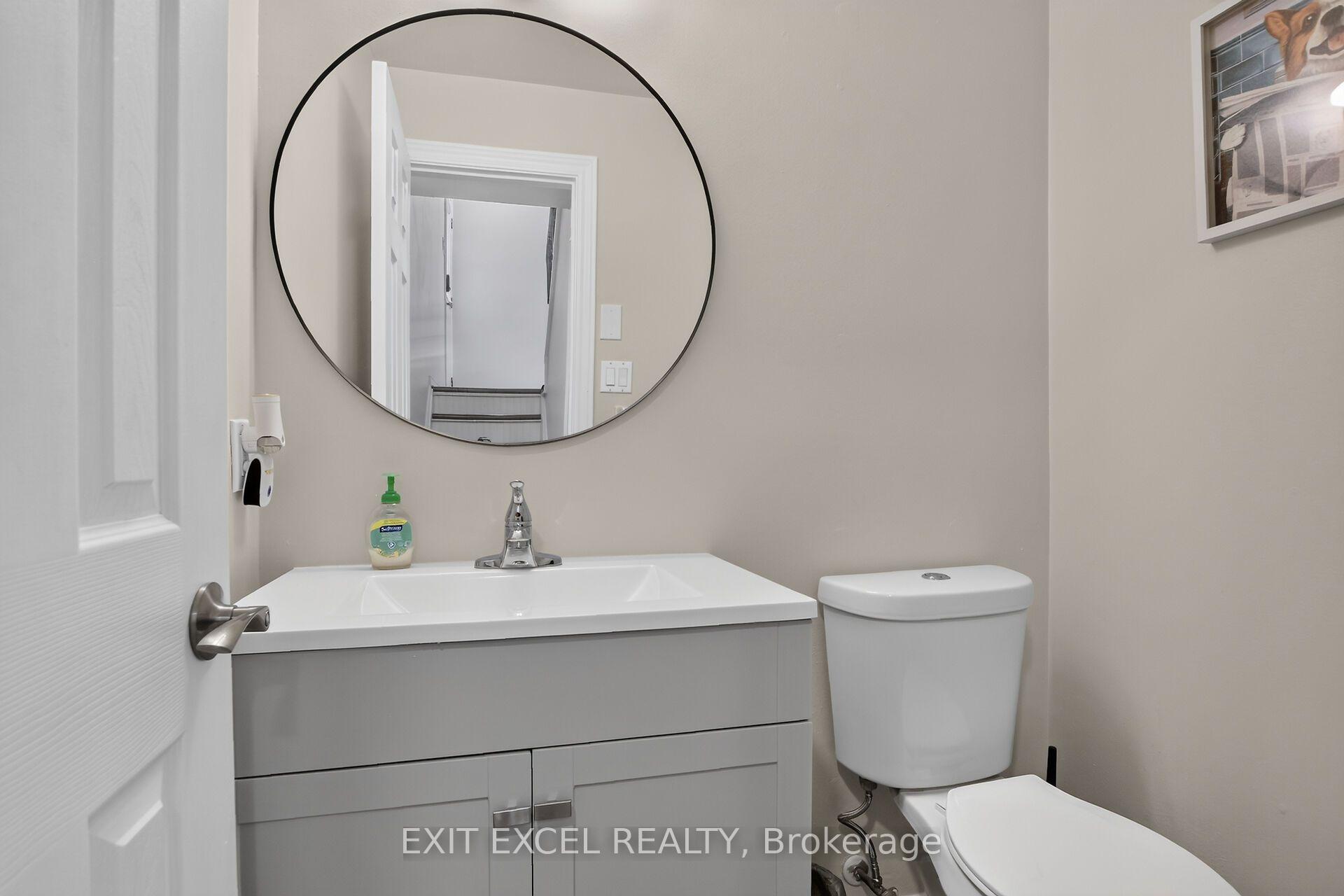 Photo 19 of 34A Forester Crescent, Ottawa, Westcliffe Estates — HOMEH
