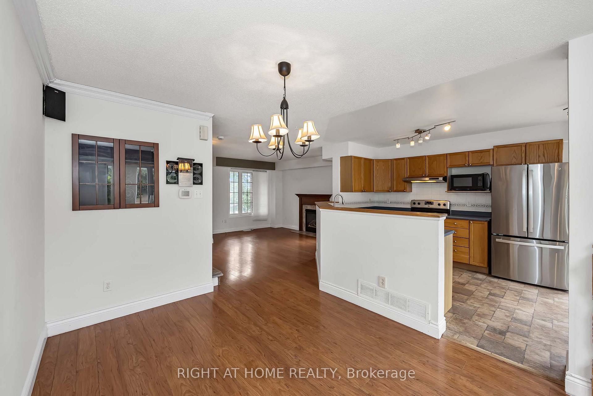 Photo 10 of 1 Kincardine Drive, Ottawa, Kanata - Glencairn/Hazeldean — HOMEH