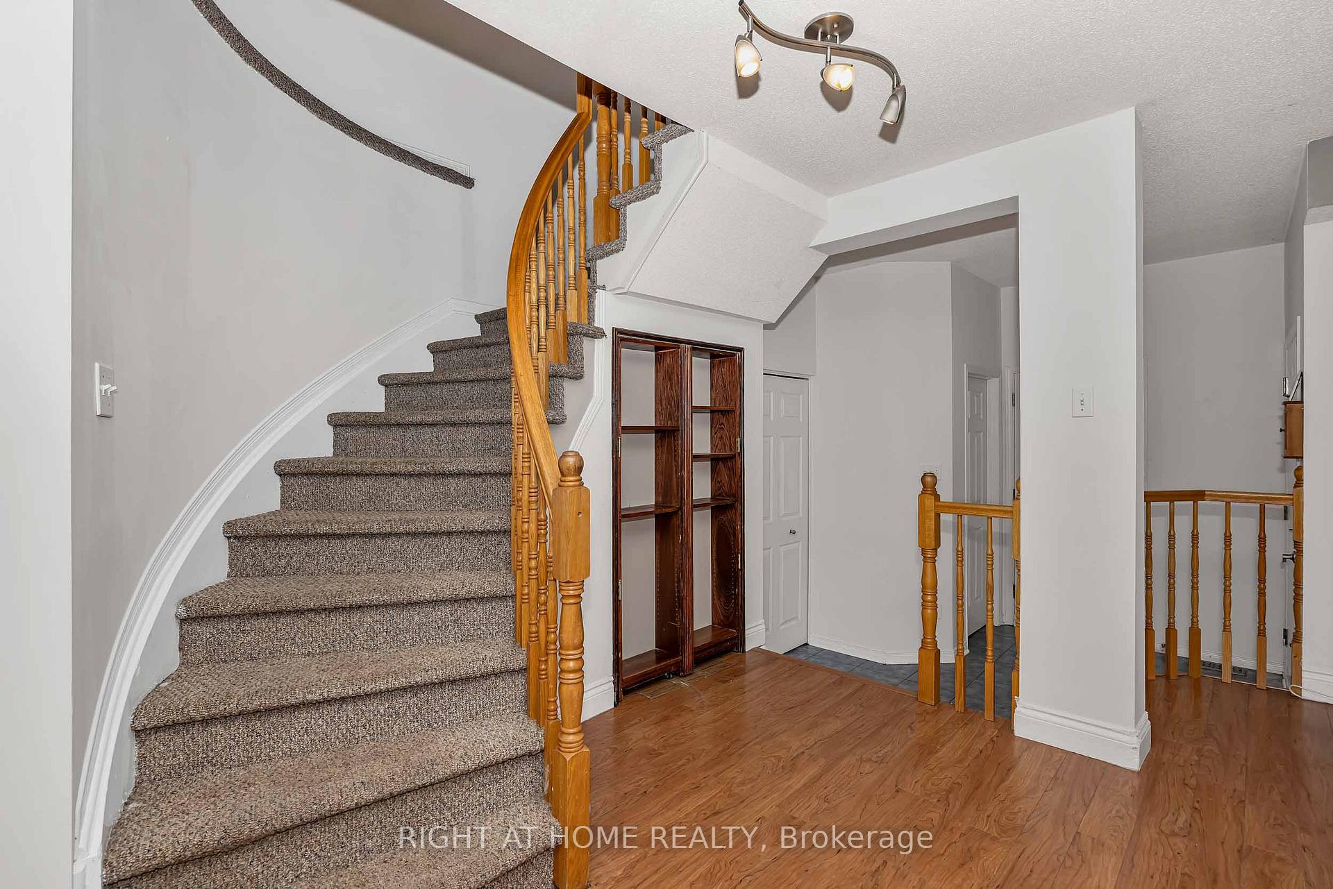 Photo 13 of 1 Kincardine Drive, Ottawa, Kanata - Glencairn/Hazeldean — HOMEH
