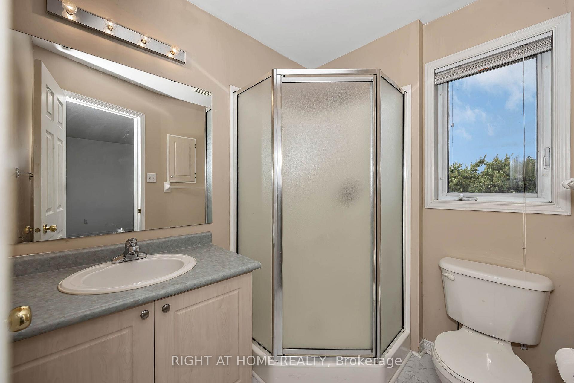 Photo 17 of 1 Kincardine Drive, Ottawa, Kanata - Glencairn/Hazeldean — HOMEH