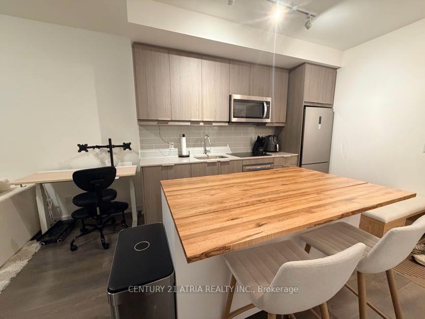Photo 3 of Unit 718, 36 Forest Manor Road, North York, Henry Farm — HOMEH