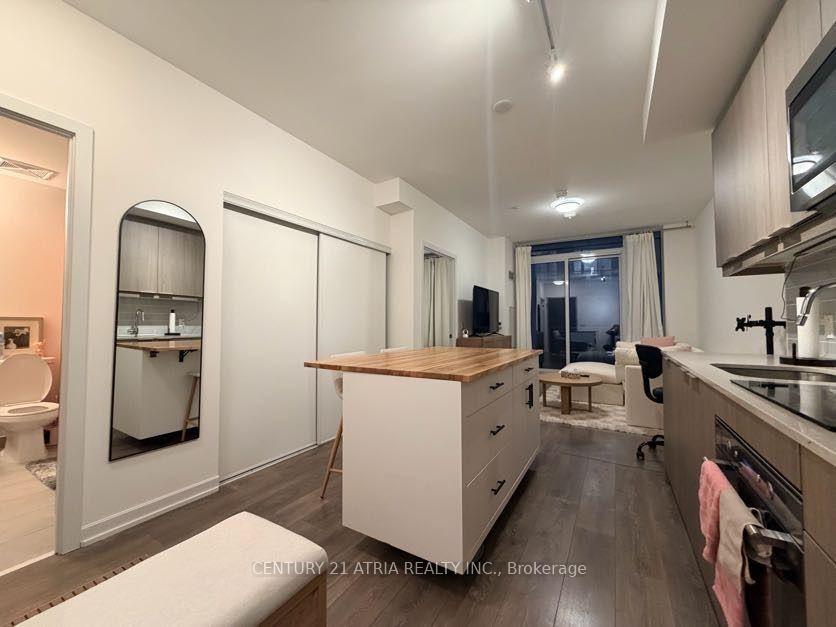 Photo 6 of Unit 718, 36 Forest Manor Road, North York, Henry Farm — HOMEH