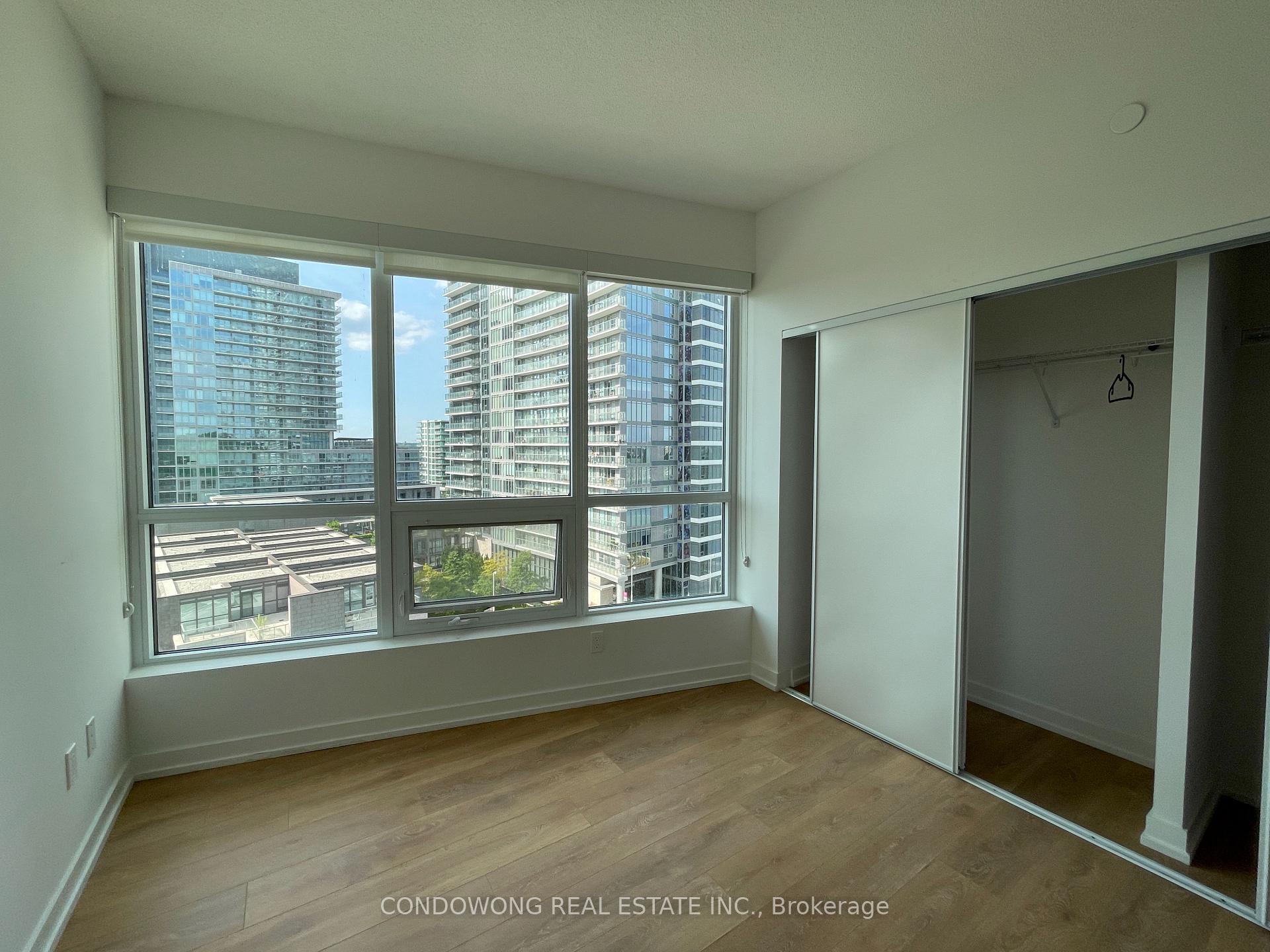 Photo 4 of Unit 705, 115 Mcmahon Drive, North York, Bayview Village — HOMEH