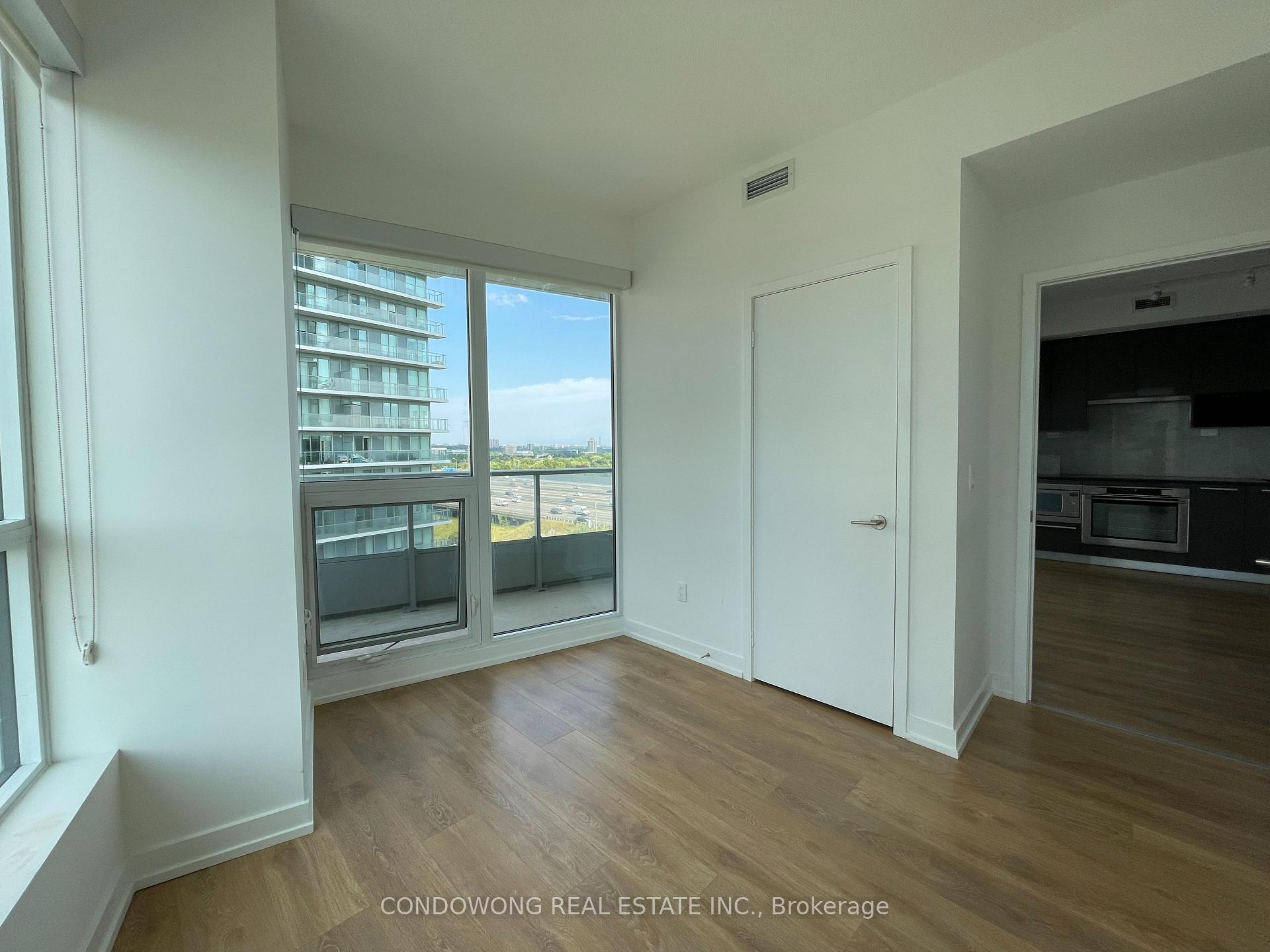 Photo 8 of Unit 705, 115 Mcmahon Drive, North York, Bayview Village — HOMEH
