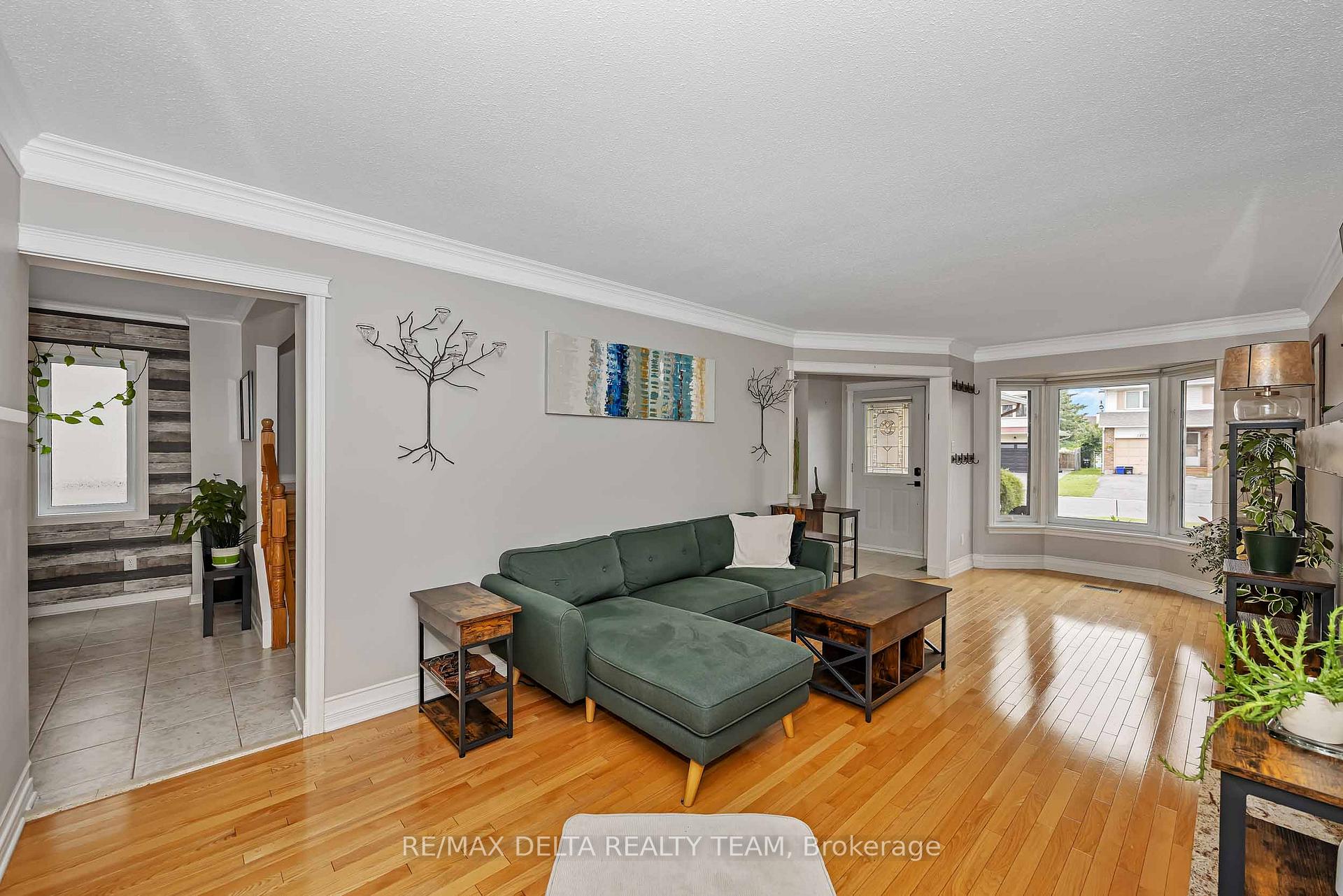 Photo 9 of 1471 Kamouraska Circle, Ottawa, Chateauneuf — HOMEH