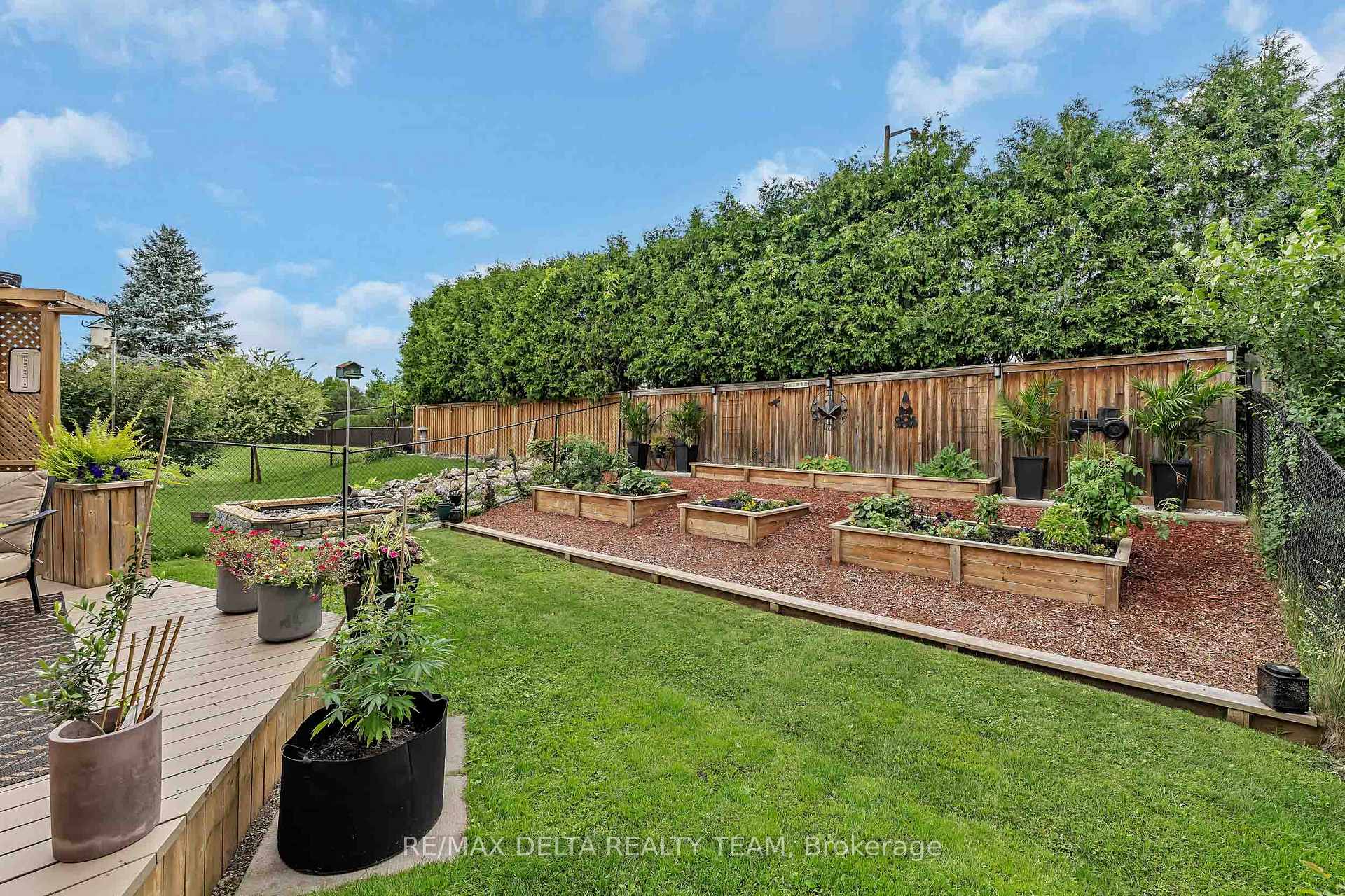 Photo 44 of 1471 Kamouraska Circle, Ottawa, Chateauneuf — HOMEH