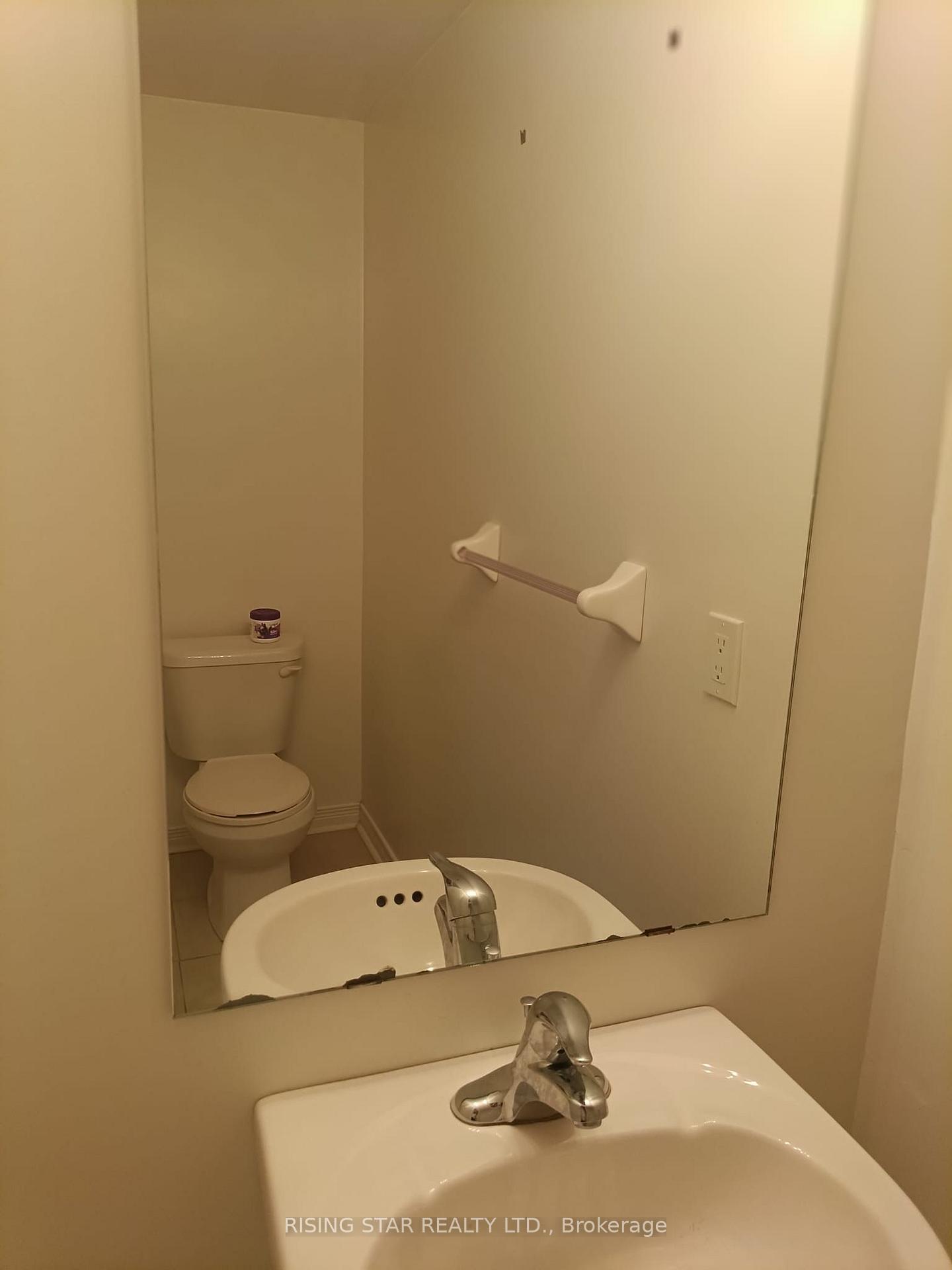Photo 12 of 180 Howden Boulevard, Brampton, Westgate — HOMEH